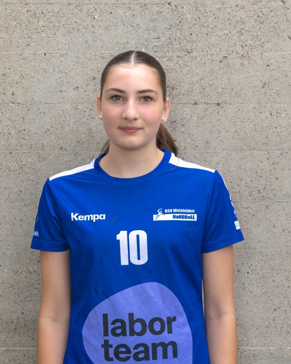 Aline Bleichenbacher